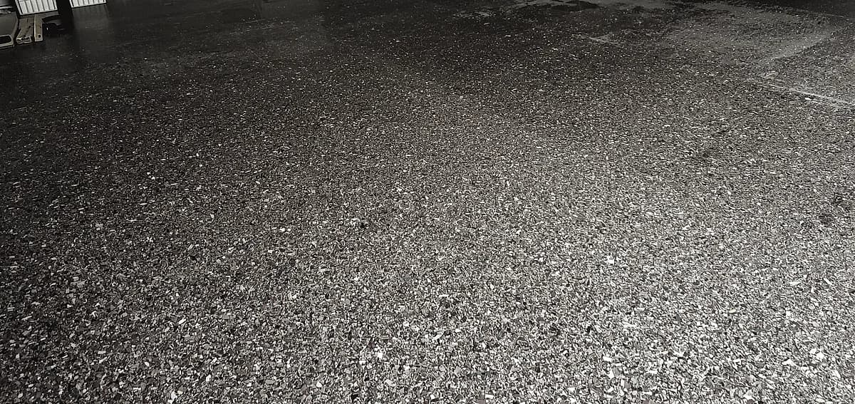 can epoxy be applied over tile