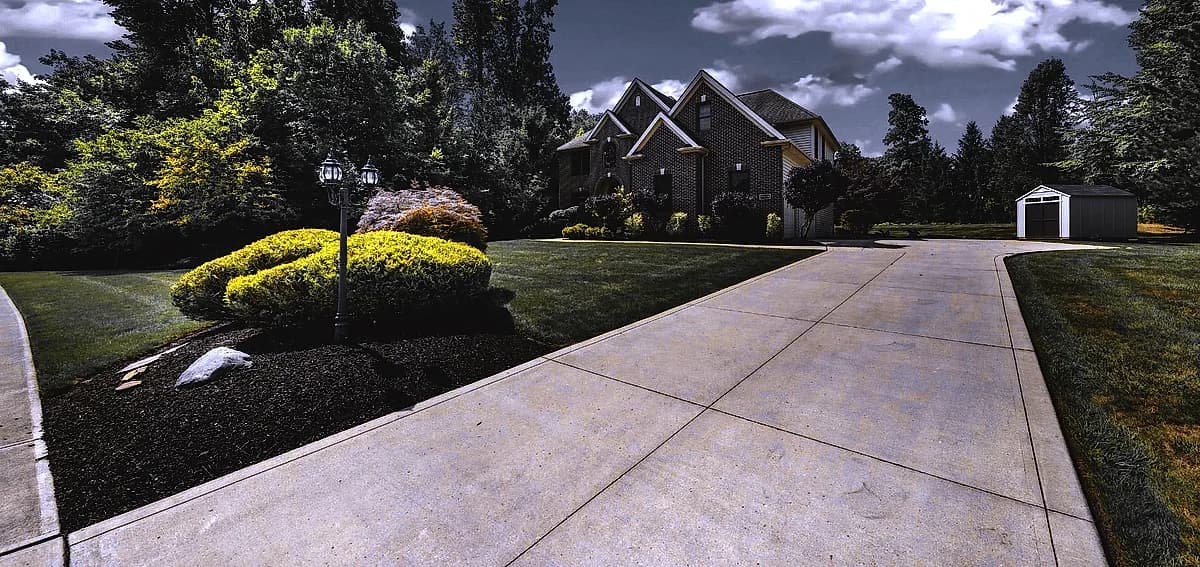decorative concrete driveway