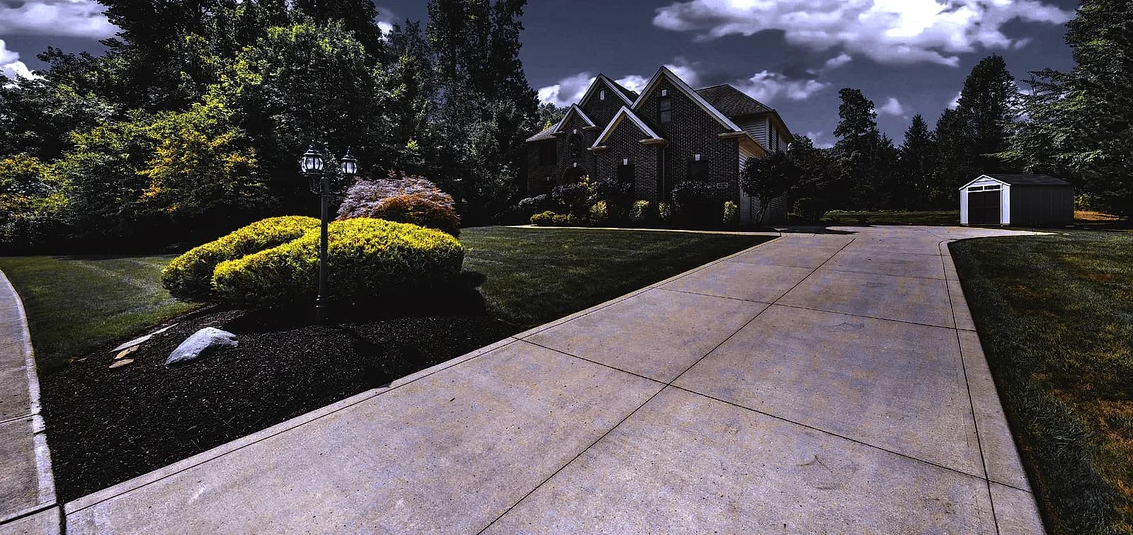 decorative concrete driveway