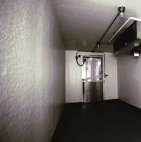 What Is The Best Flooring For Walk-In Coolers And Freezers? Types & Needs — polished concrete floor