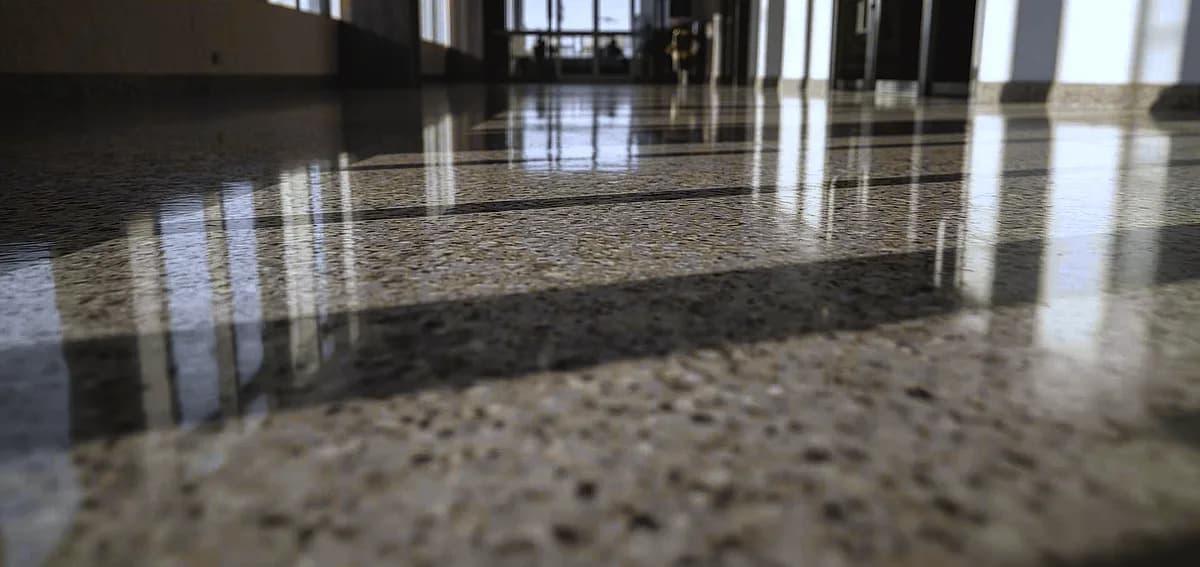 self-leveling epoxy flooring