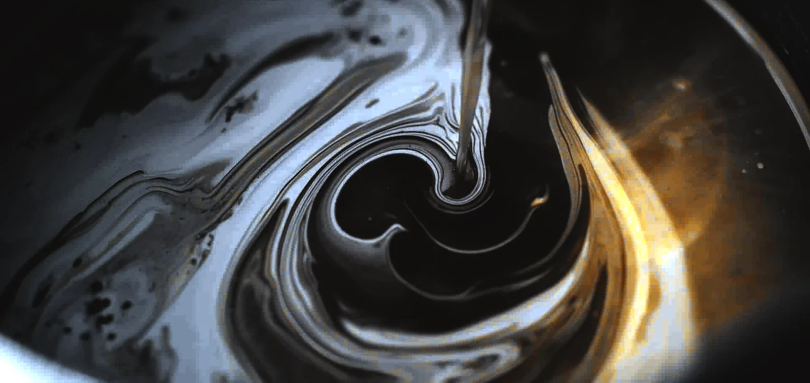 what is epoxy flooring made of