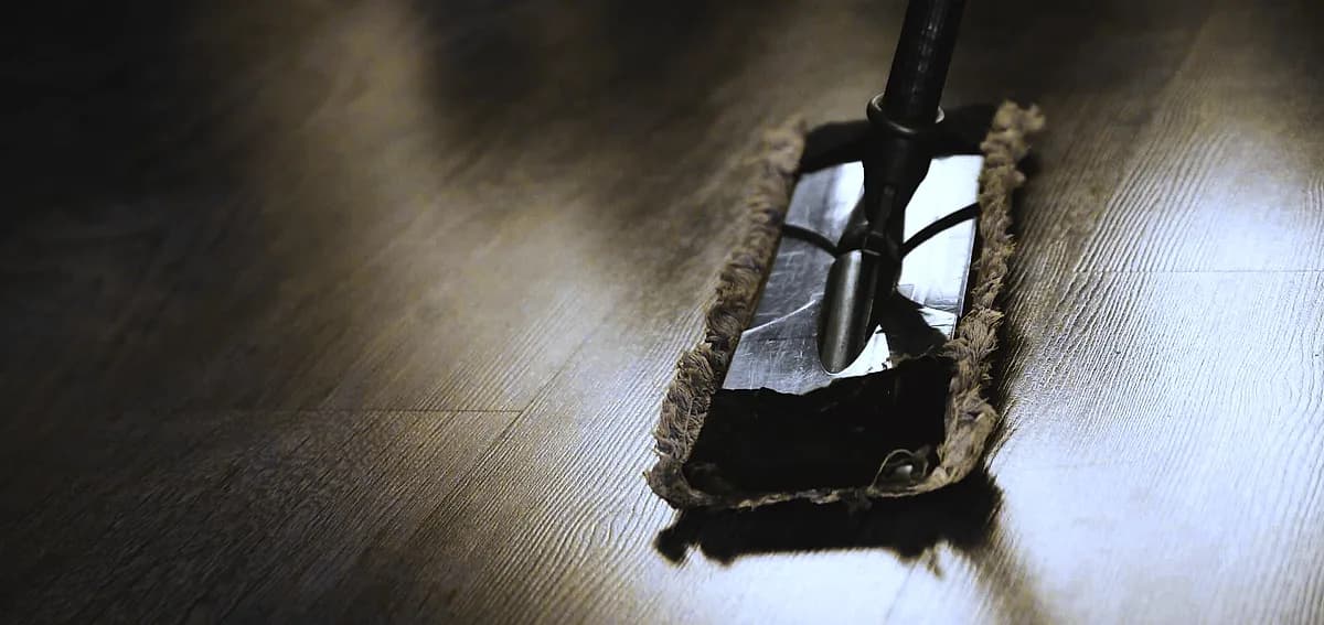 What Do You Wash Epoxy Floors With? Best Cleaners and Methods Explained — polished concrete floor