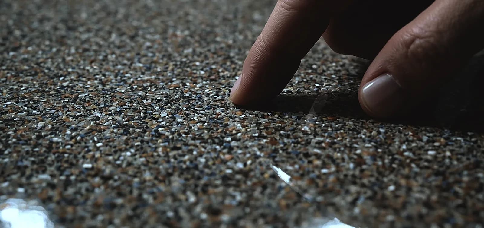When to Add Aggregate to Epoxy Floors
